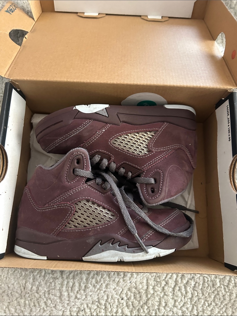 Jordan 5 Retro Deep Burgundy Size 11c